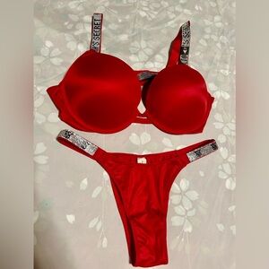 Victoria’s Secret shine strap set